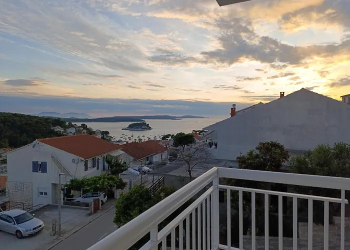 Slijepcevic * Hvar Town