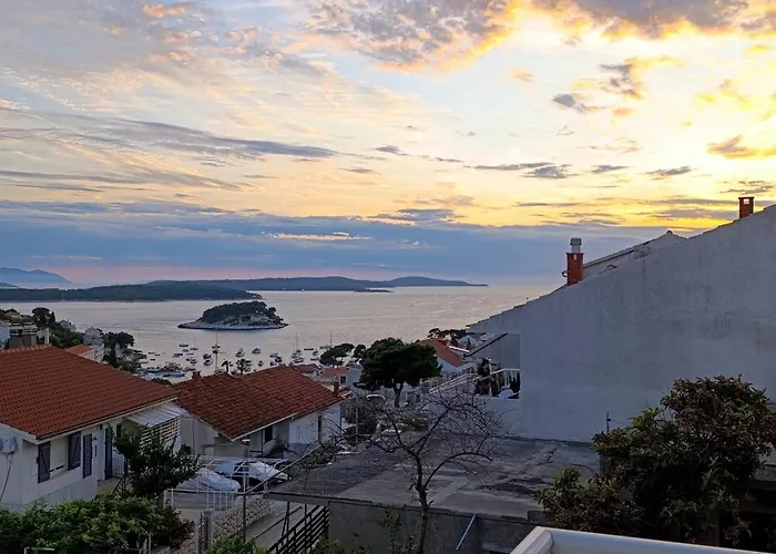 Slijepcevic Apartament Hvar Town